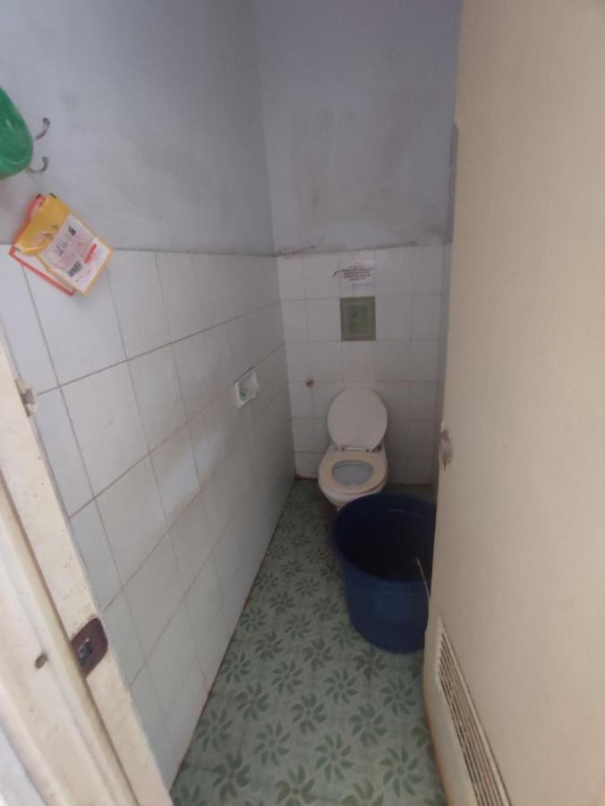 Oyo 90865 Hotel Kusuma Purwakarta การาวัง ภายนอก รูปภาพ